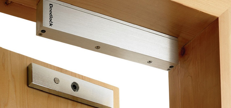 Magnetic lock installation Escalon